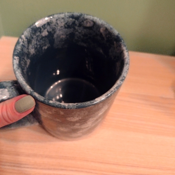 New Handcrafted Glazed Pottery Mug - Picture 8 of 15